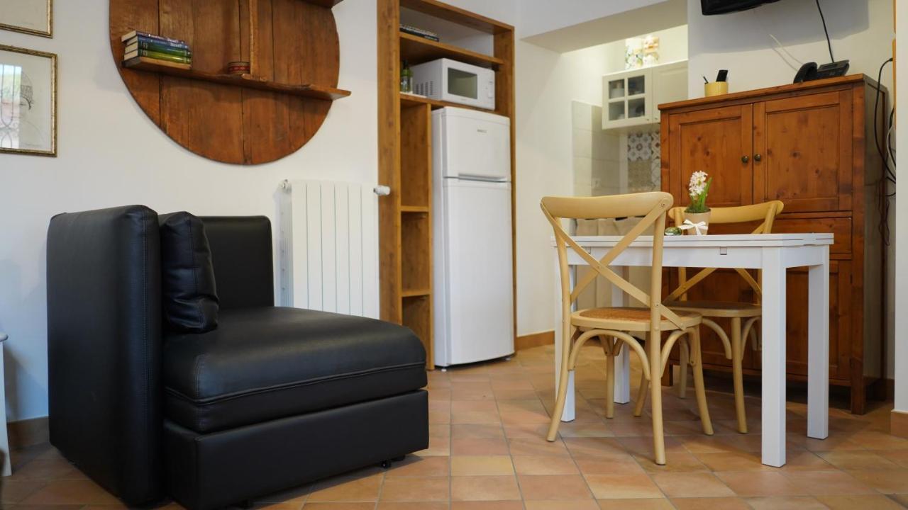 Palazzina Mariani Aparthotel Rom Exteriör bild